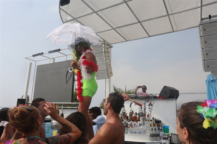 Senses on Sunday